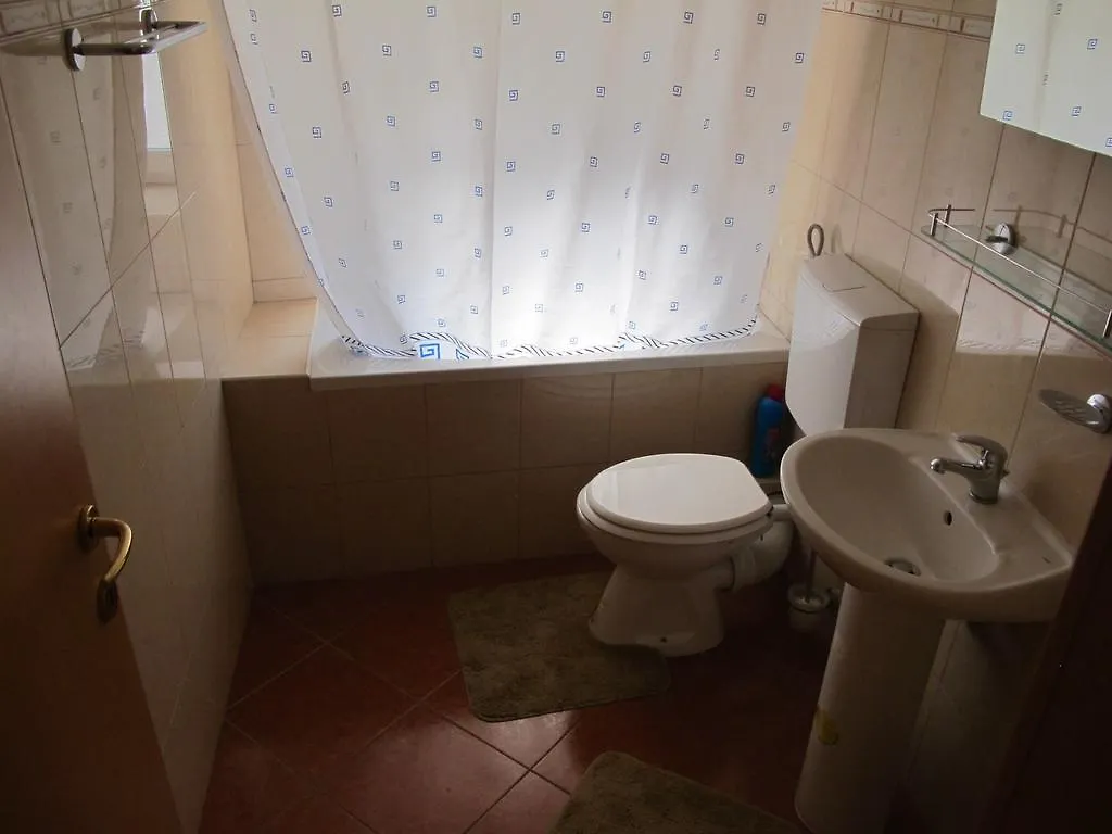Guest House Amadeus Selce