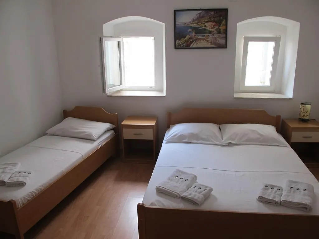 Guest House Amadeus Selce 3*,