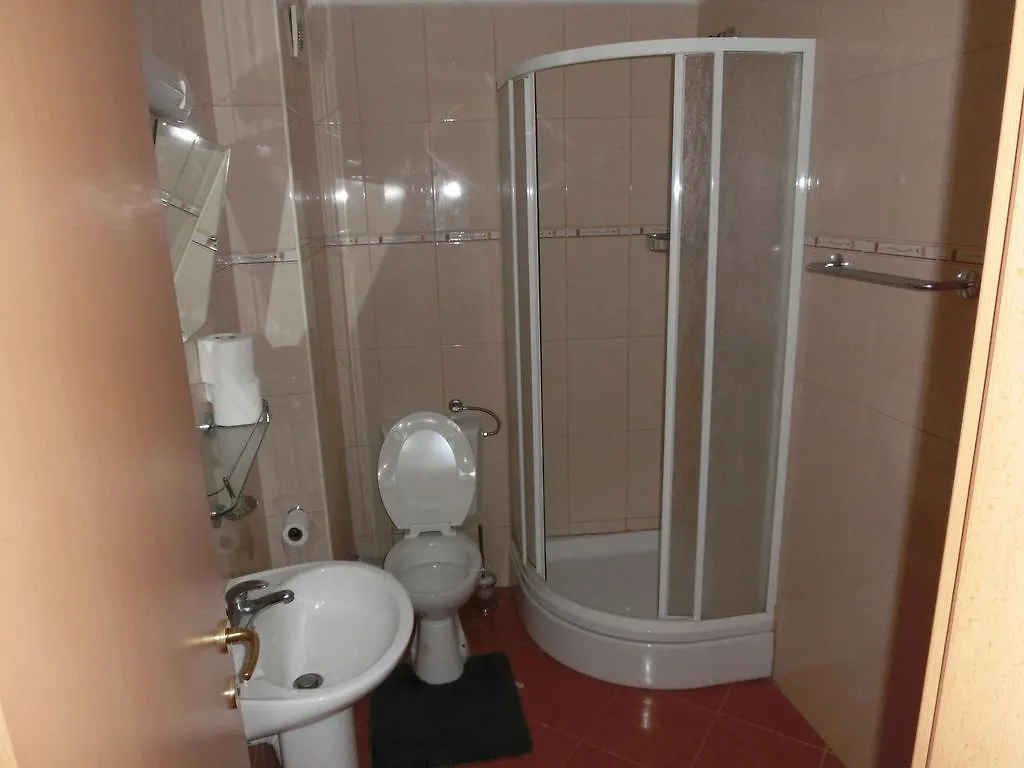 Guest House Amadeus Selce