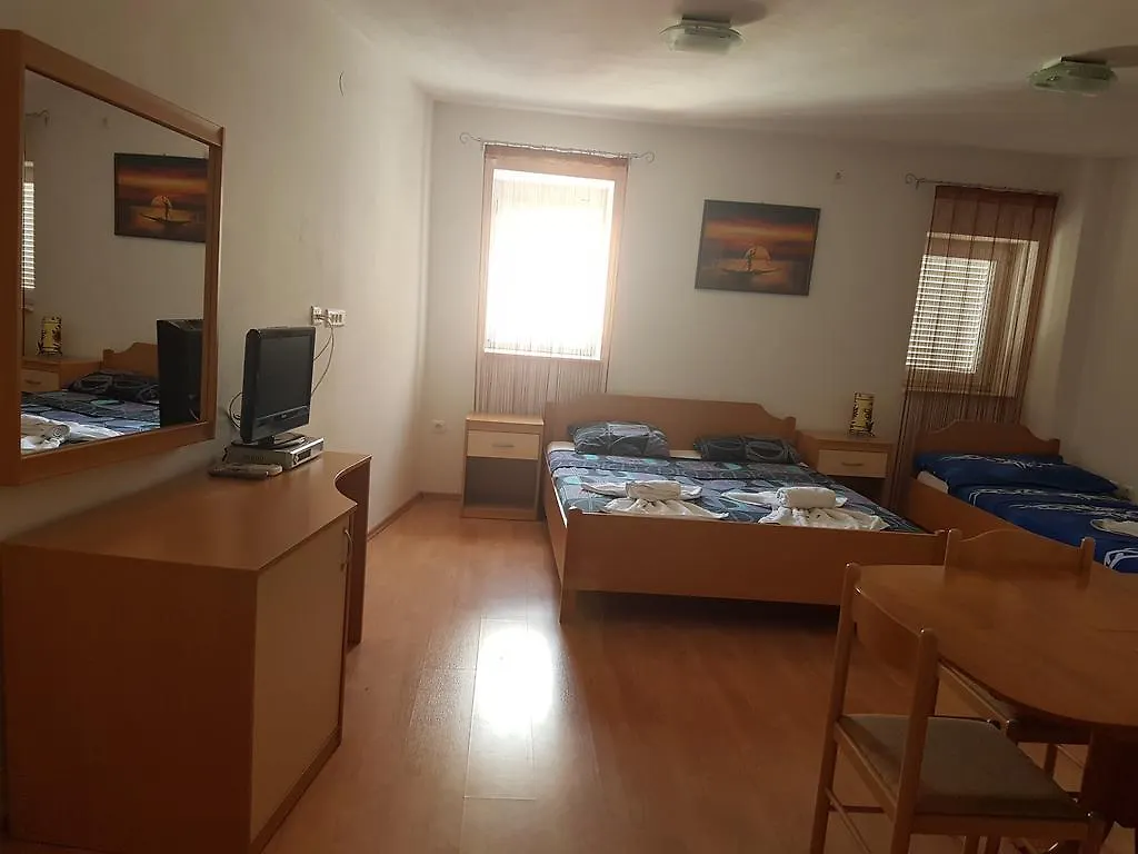 ***  Guest House Amadeus Selce Croatia